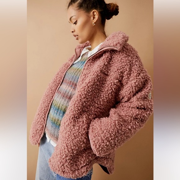Urban Outfitters Cosy Borg Zip Through Pink Jacket, size small (oversized) - Picture 1 of 6